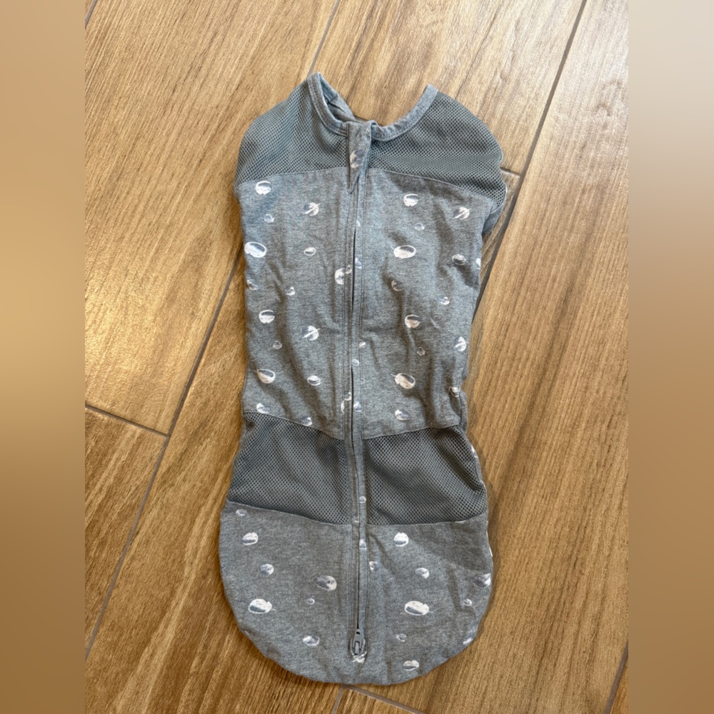 Happiest baby Gray sleep sack